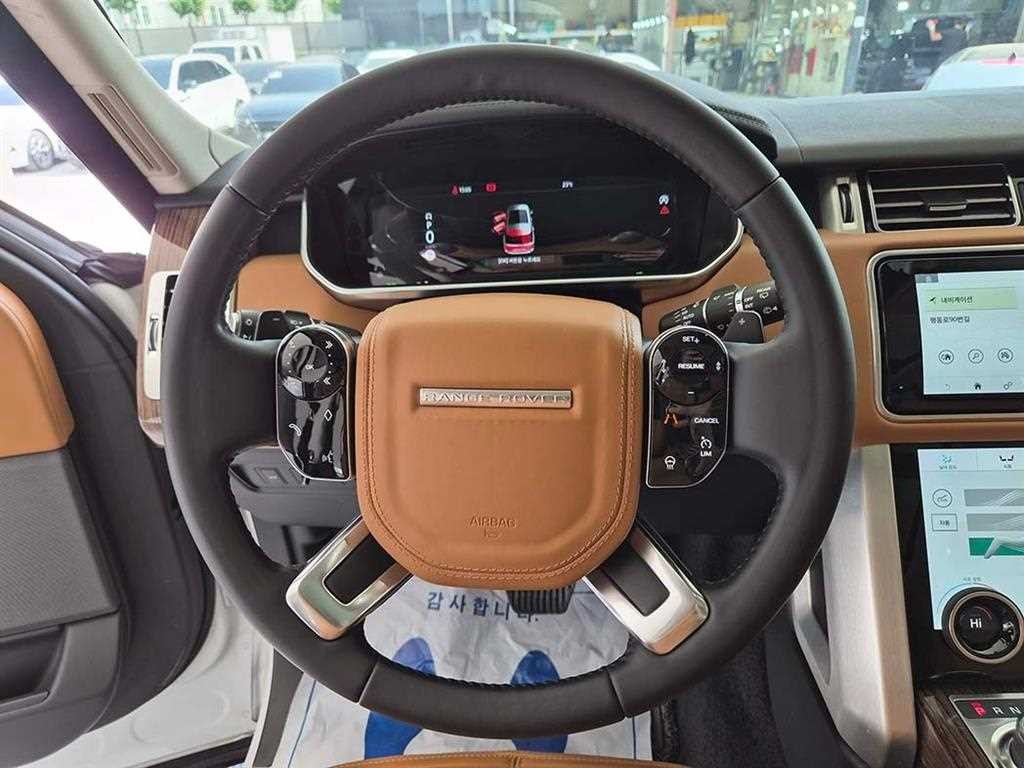 랜드로버 레인지로버 레인지로버 4세대 3.0 D350 VOGUE SE 디젤 이미지 8