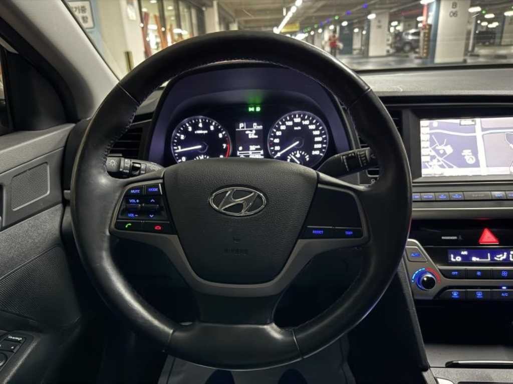 현대 아반떼 아반떼 AD 1.6 GDI 스마트 스페셜 이미지 9