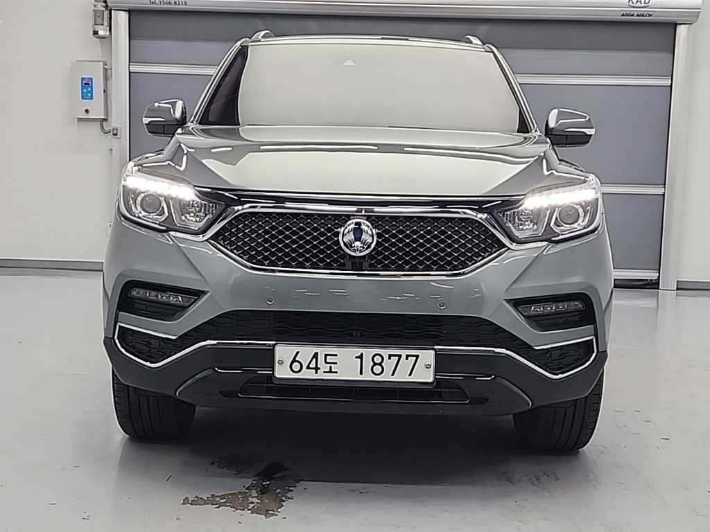 KG모빌리티(쌍용) 렉스턴 G4렉스턴 디젤 2.2 2WD 유라시아 에디션 이미지 2