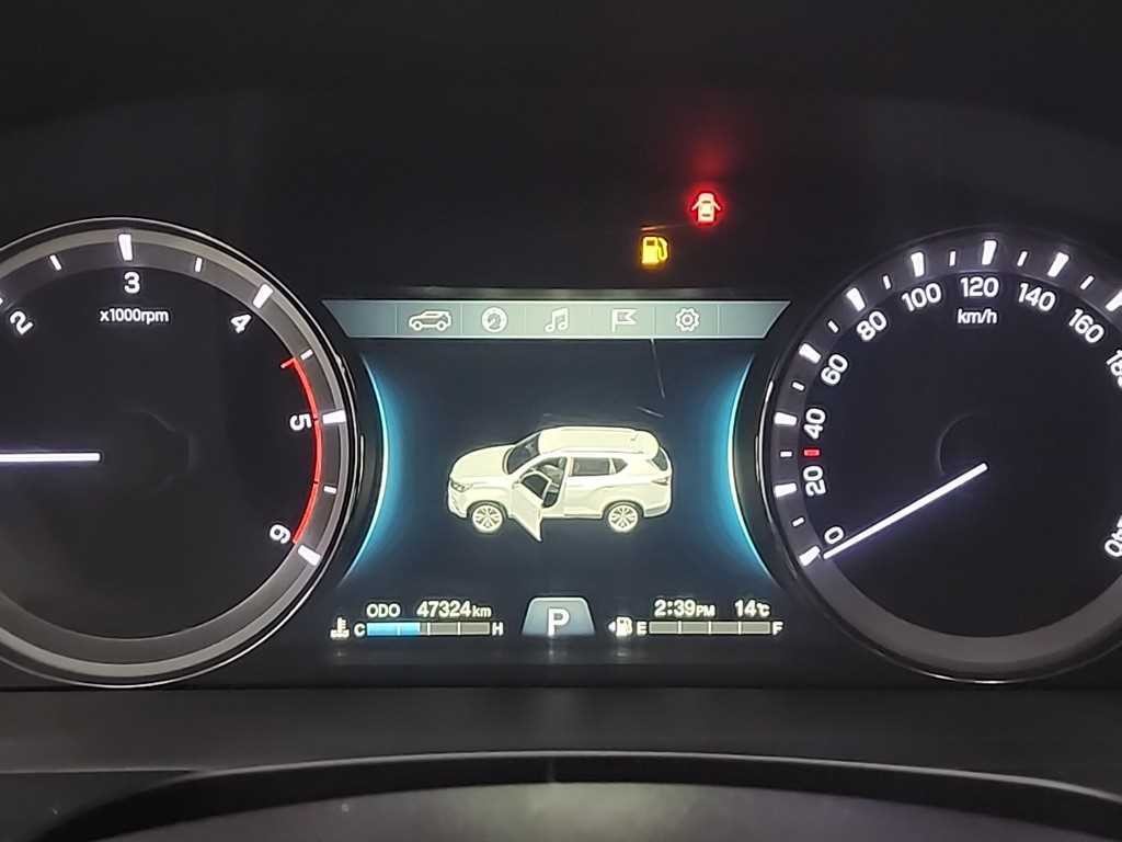 KG모빌리티(쌍용) 렉스턴 G4렉스턴 디젤 2.2 2WD 유라시아 에디션 이미지 6