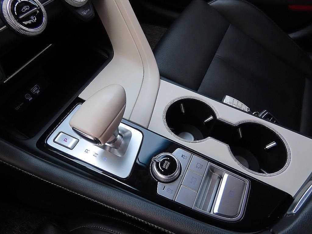 제네시스 G70 2.0T AWD 어드밴스드 이미지 10