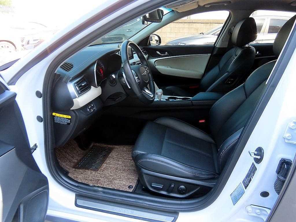제네시스 G70 2.0T AWD 어드밴스드 이미지 5