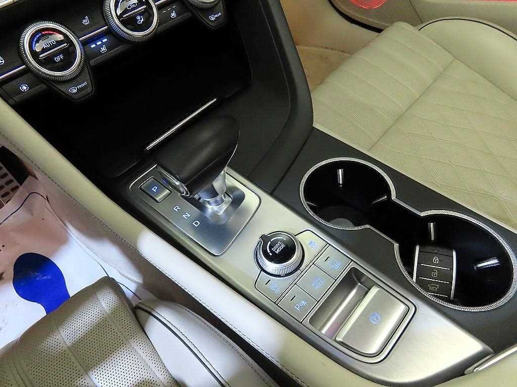 제네시스 G70 3.3T 스포츠 AWD 프레스티지 이미지 12
