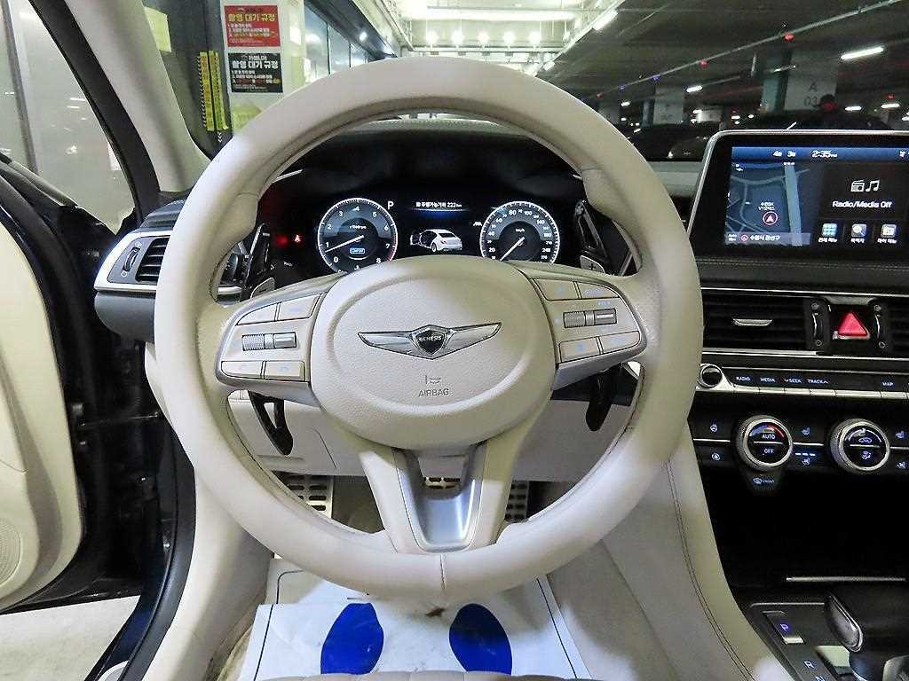 제네시스 G70 3.3T 스포츠 AWD 프레스티지 이미지 8
