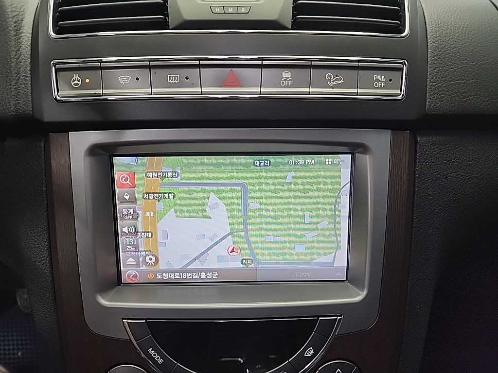 KG모빌리티(쌍용) 렉스턴 렉스턴W 2.0  2WD RX7 럭셔리 이미지 14