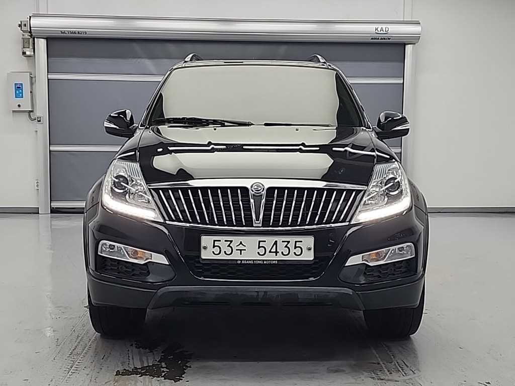 KG모빌리티(쌍용) 렉스턴 렉스턴W 2.0  2WD RX7 럭셔리 이미지 2