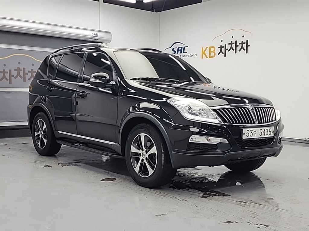 KG모빌리티(쌍용) 렉스턴 렉스턴W 2.0  2WD RX7 럭셔리 이미지 3