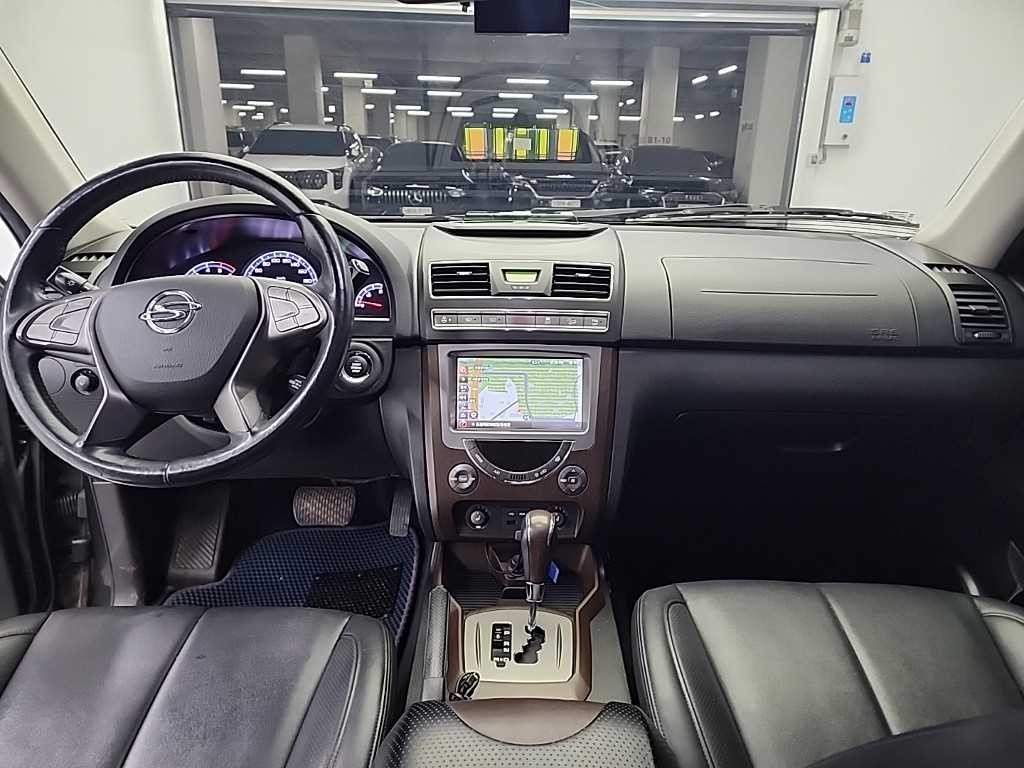 KG모빌리티(쌍용) 렉스턴 렉스턴W 2.0  2WD RX7 럭셔리 이미지 6