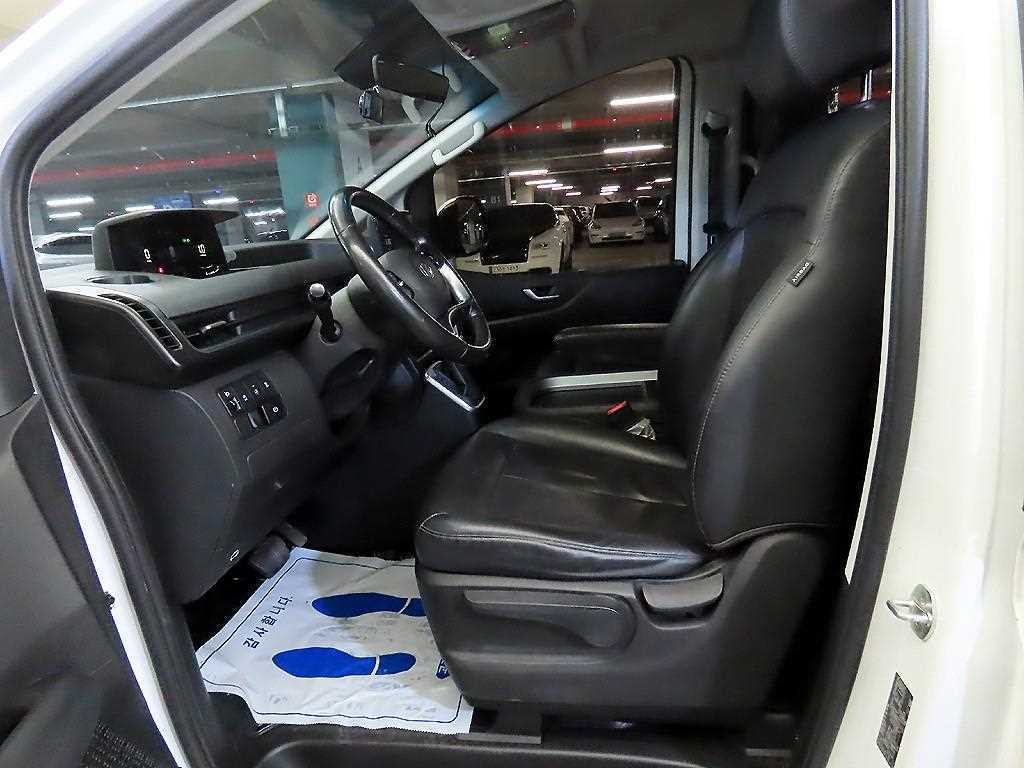 현대 스타리아 2WD 디젤 카고 모던 5인승 이미지 6