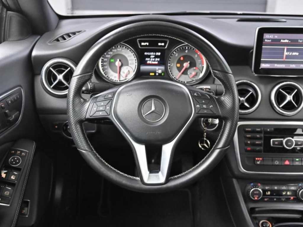 벤츠 CLA 클래스 CLA클래스 CLA 200 CDI 이미지 13