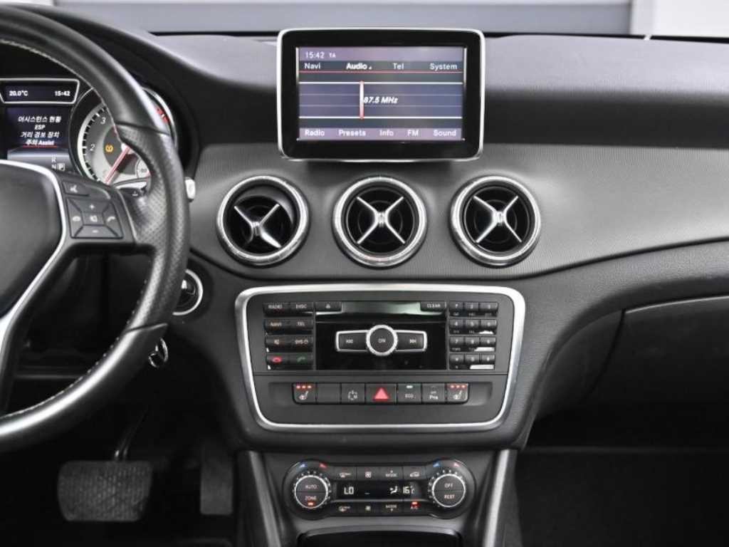 벤츠 CLA 클래스 CLA클래스 CLA 200 CDI 이미지 14