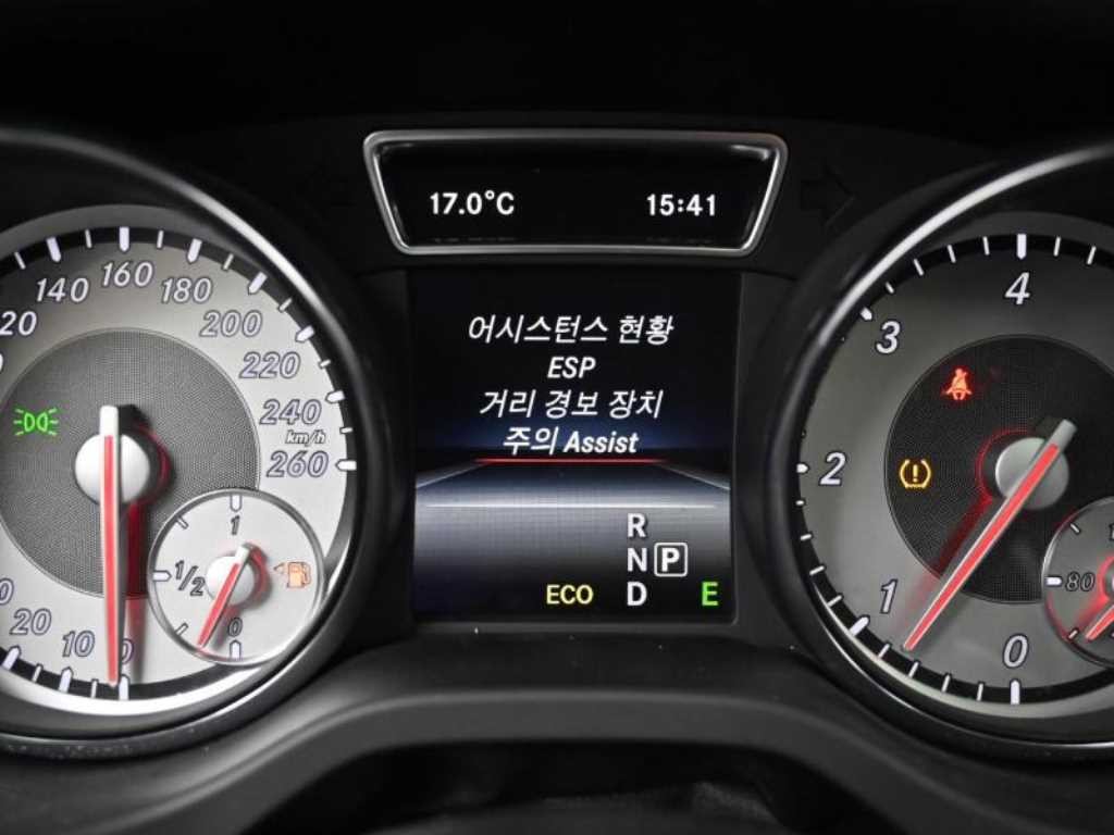 벤츠 CLA 클래스 CLA클래스 CLA 200 CDI 이미지 17