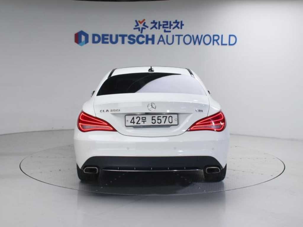 벤츠 CLA 클래스 CLA클래스 CLA 200 CDI 이미지 4