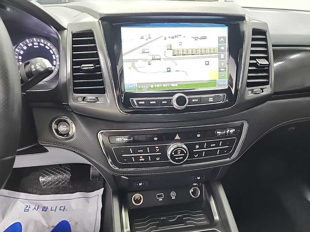 KG모빌리티(쌍용) 렉스턴 더 뉴 렉스턴 스포츠 디젤 2.2 4WD 노블레스 이미지 10