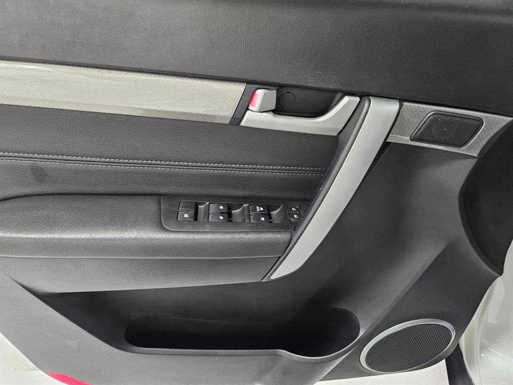 쉐보레 캡티바 2.0 2WD LTZ 이미지 11