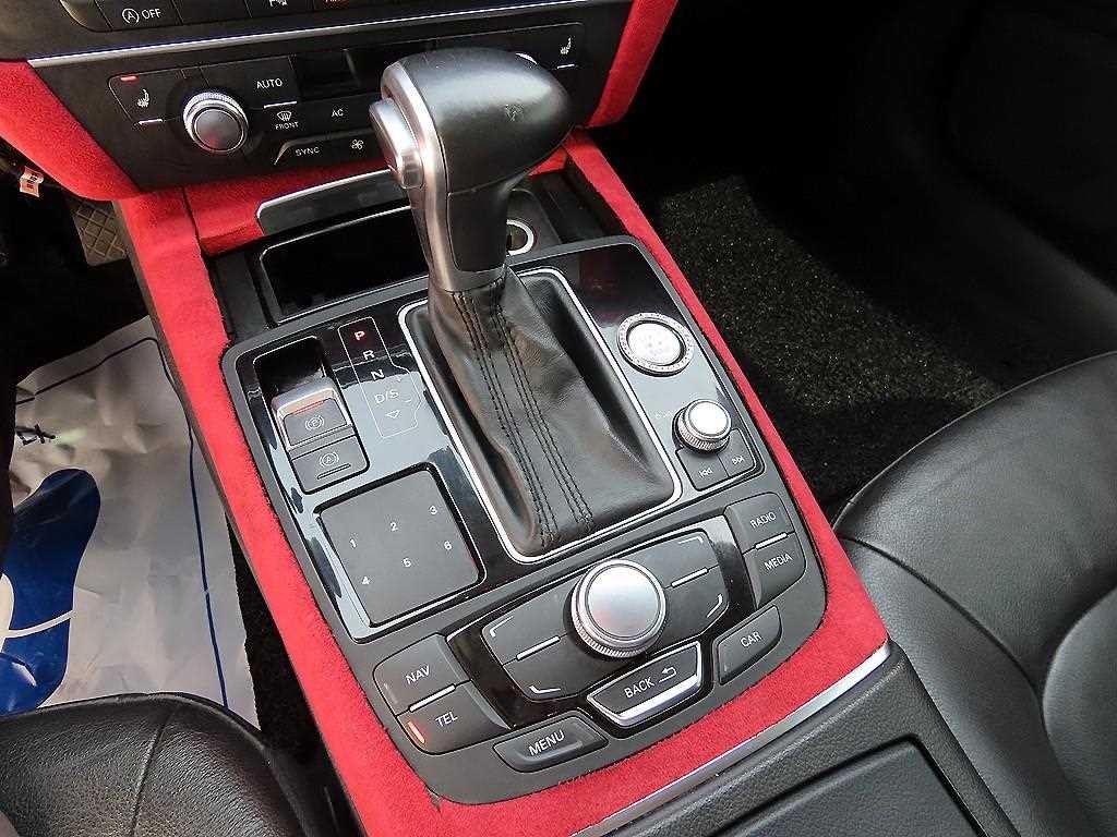 아우디 A7 3.0 TFSI 콰트로 엔트리 이미지 11