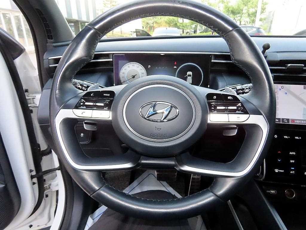 현대 투싼 투싼 (NX4) 디젤 2.0 2WD 인스퍼레이션 이미지 8
