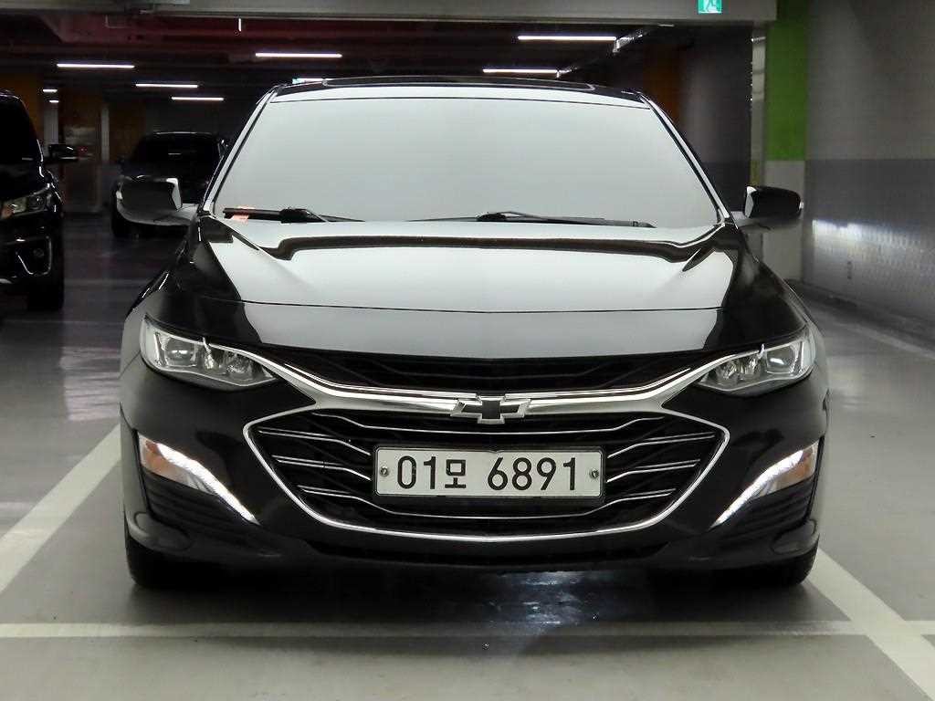 쉐보레 말리부 더뉴말리부 가솔린 1.3 E-터보 퍼펙트 블랙 프리미어 이미지 2