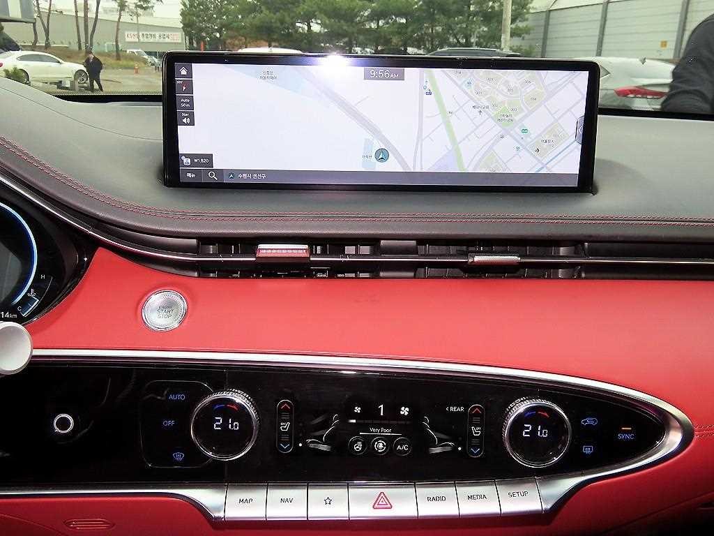 제네시스 GV70 2.5T 가솔린 2WD 스포츠 이미지 14