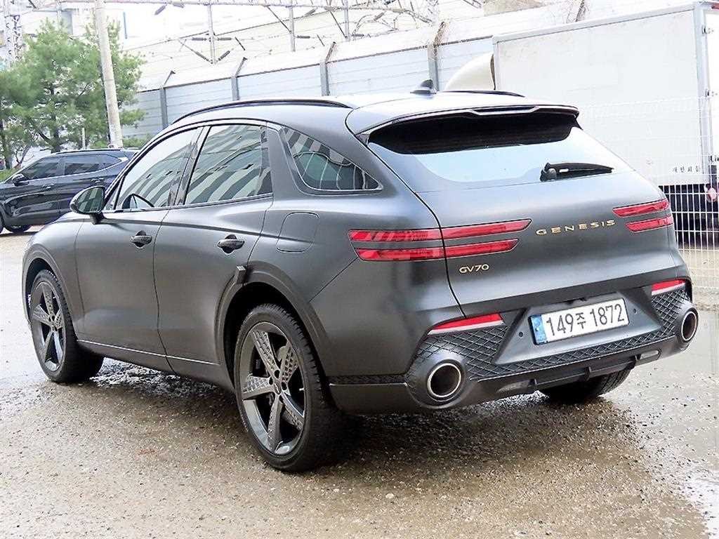 제네시스 GV70 2.5T 가솔린 2WD 스포츠 이미지 3