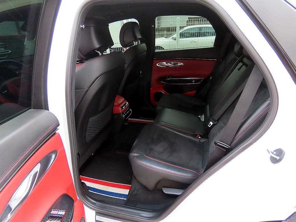 제네시스 GV70 2.5T 가솔린 2WD 스포츠 이미지 6