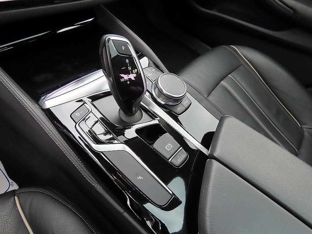 BMW 5시리즈 5시리즈 (G30) 520i 럭셔리 이미지 11
