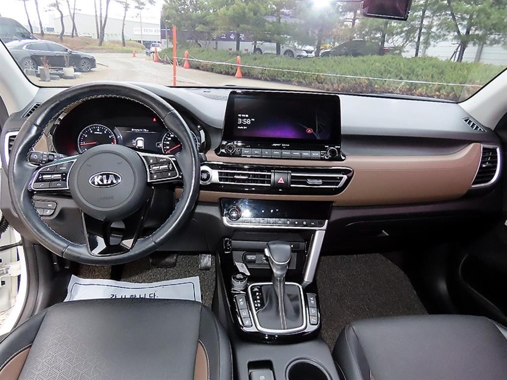 기아 셀토스 가솔린 1.6 터보 2WD 노블레스 이미지 7