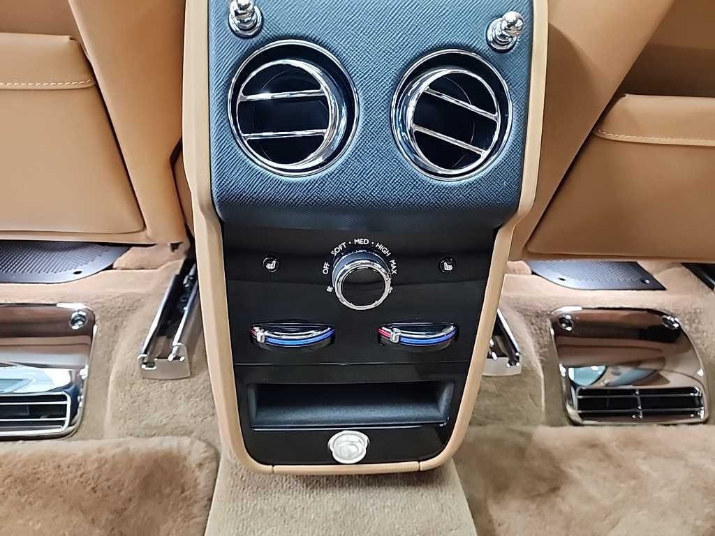 롤스로이스 컬리넌 6.7 V12 이미지 13