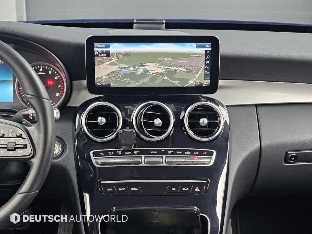 벤츠 C 클래스 C클래스 W205 C200 이미지 14