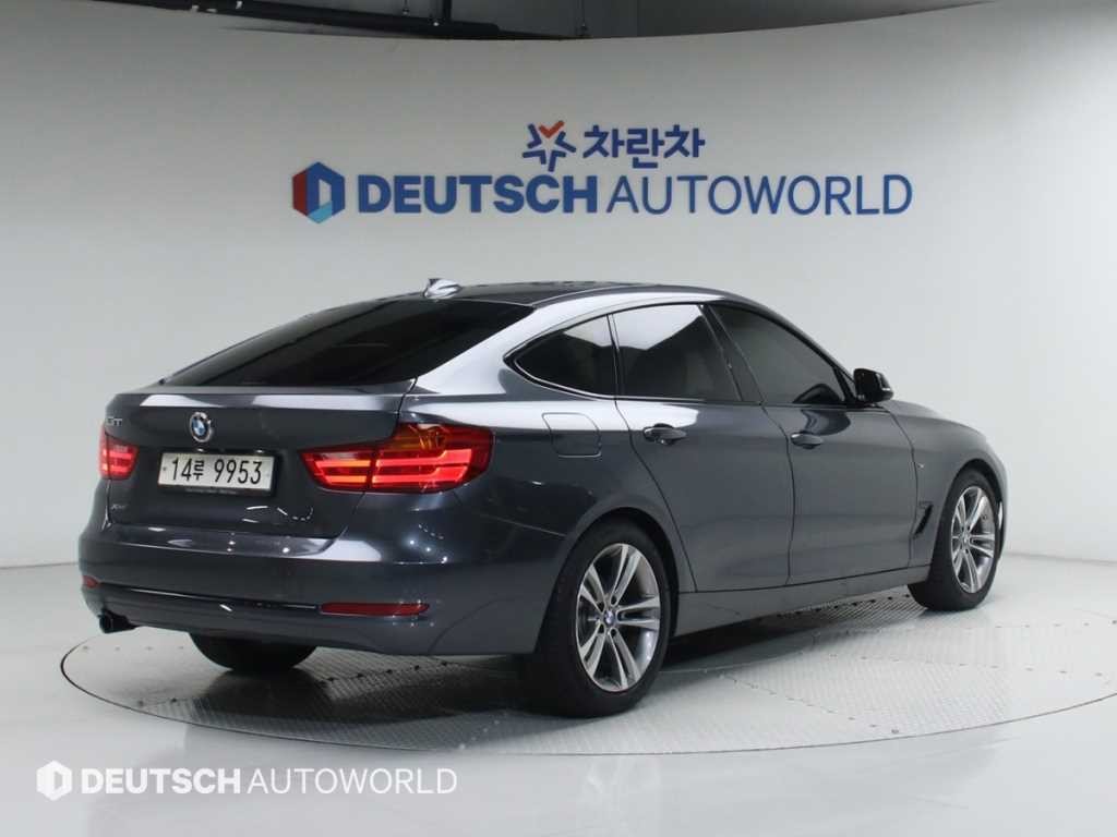 BMW 그란투리스모 3시리즈 GT (F34) GT 320d xDrive M 스포트 이미지 2
