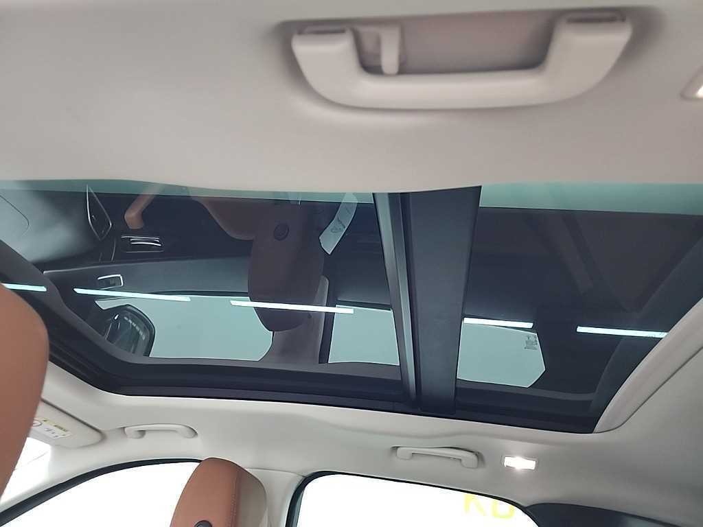 재규어 F-PACE 20d 포트폴리오 이미지 14