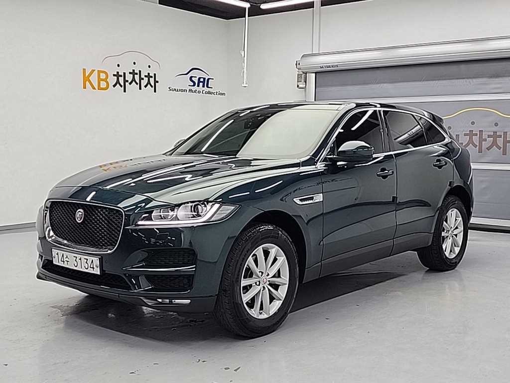재규어 F-PACE 20d 포트폴리오 이미지 2