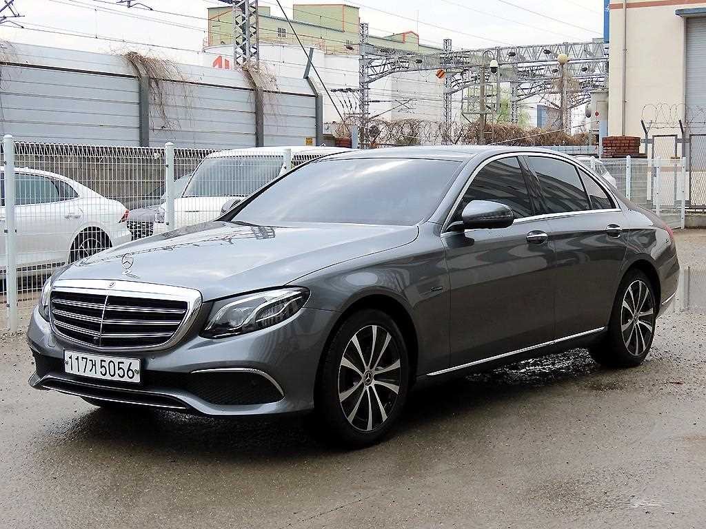 벤츠 E 클래스 E-클래스 W213 E300e 익스클루시브 이미지 2