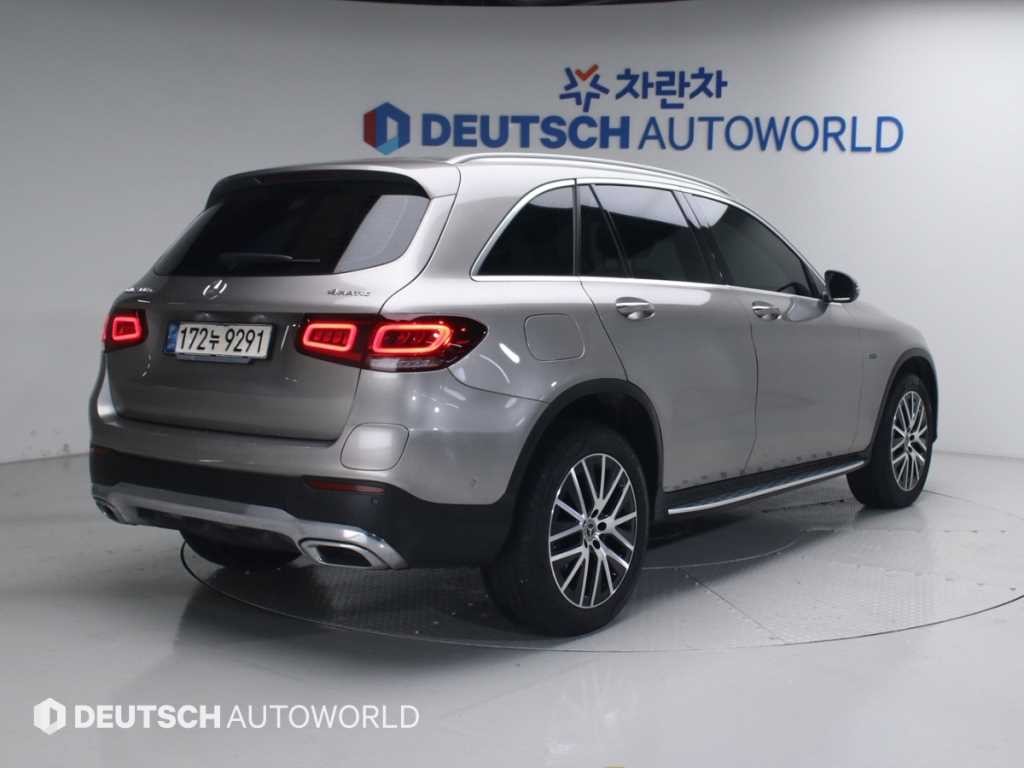 벤츠 GLC 클래스 GLC클래스 X253 GLC 300 e 4MATIC 이미지 2