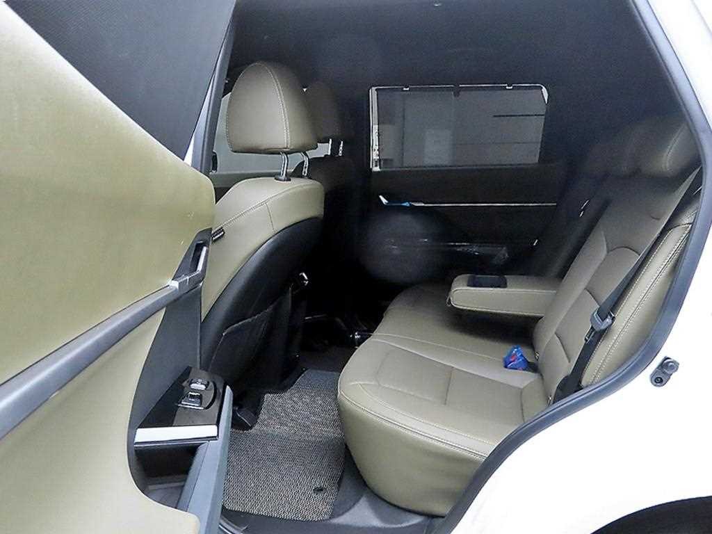 KG모빌리티(쌍용) 토레스 1.5 GDI-T 2WD T7 이미지 6