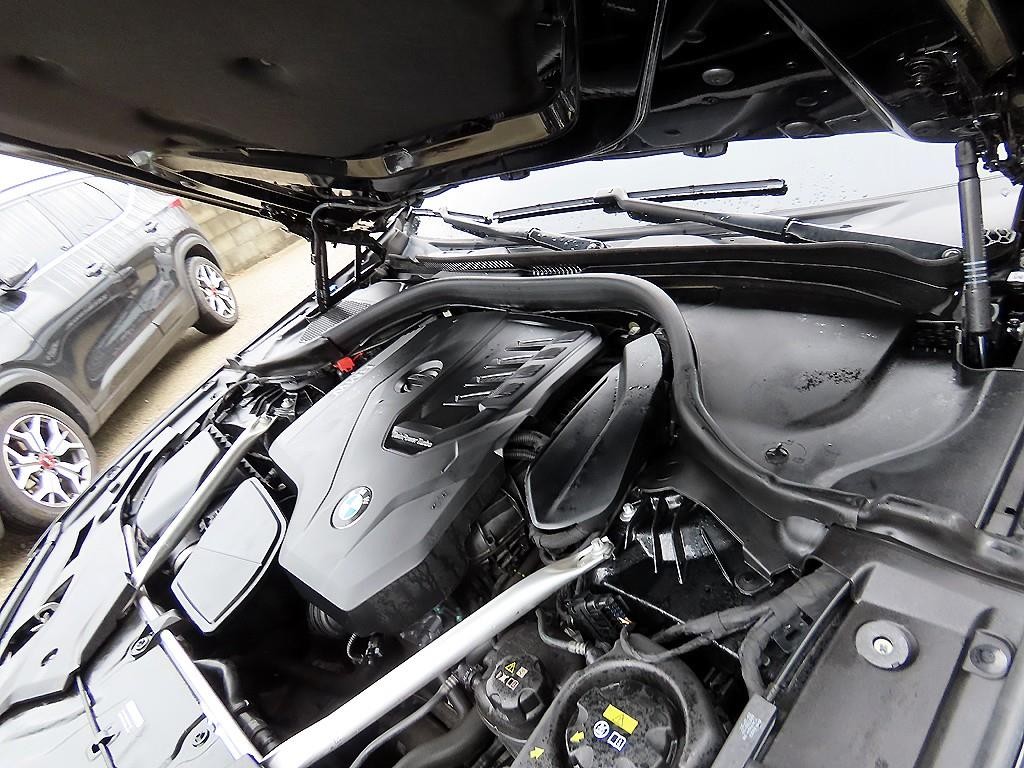 BMW 5시리즈 5시리즈 (G30) 520i 럭셔리 이미지 19