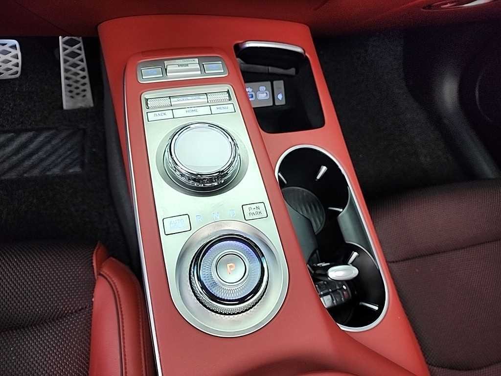 제네시스 GV70 2.5T 가솔린 AWD 이미지 8
