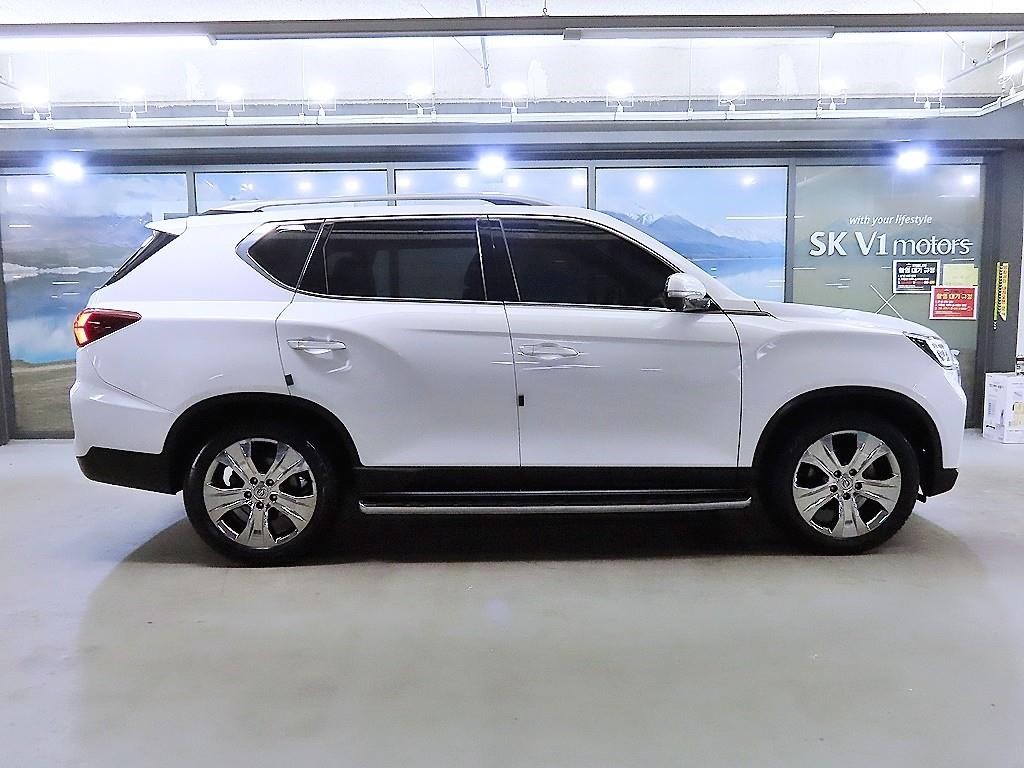 KG모빌리티(쌍용) 렉스턴 올 뉴 렉스턴 (Y450) 디젤 2.2 4WD 마스터 이미지 3