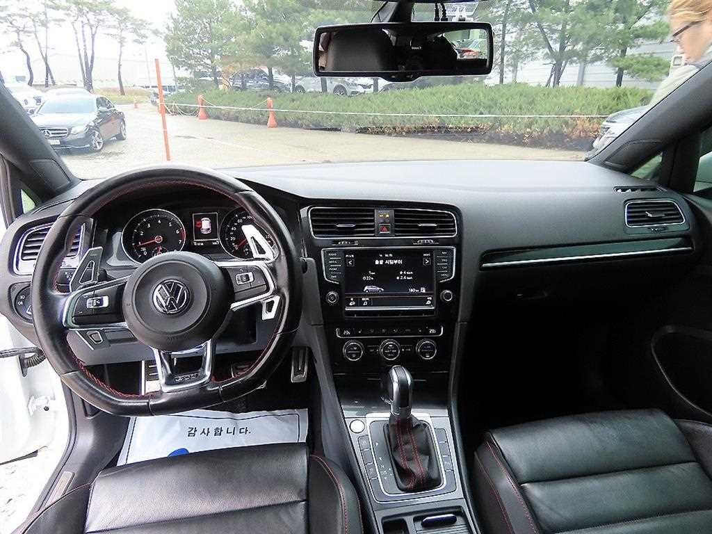 폭스바겐 골프 골프 7세대 2.0 GTI 이미지 7