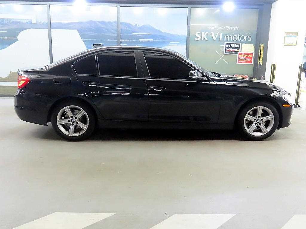 BMW 3시리즈 3시리즈 (F30) 320d 이미지 3