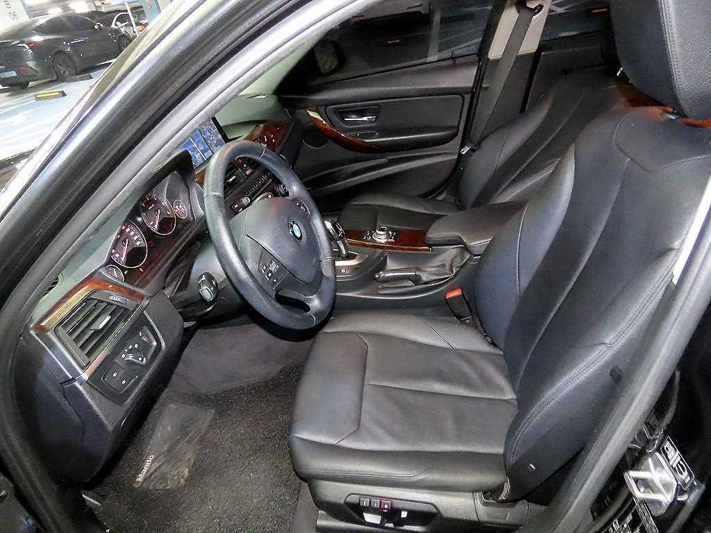 BMW 3시리즈 3시리즈 (F30) 320d 이미지 6