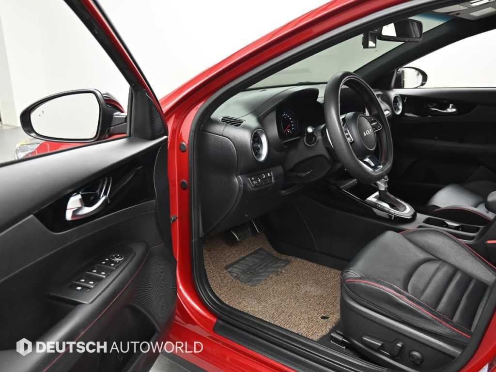 기아 K3 더뉴 K3 2세대 1.6 가솔린 터보 GT 5도어 시그니처 이미지 11