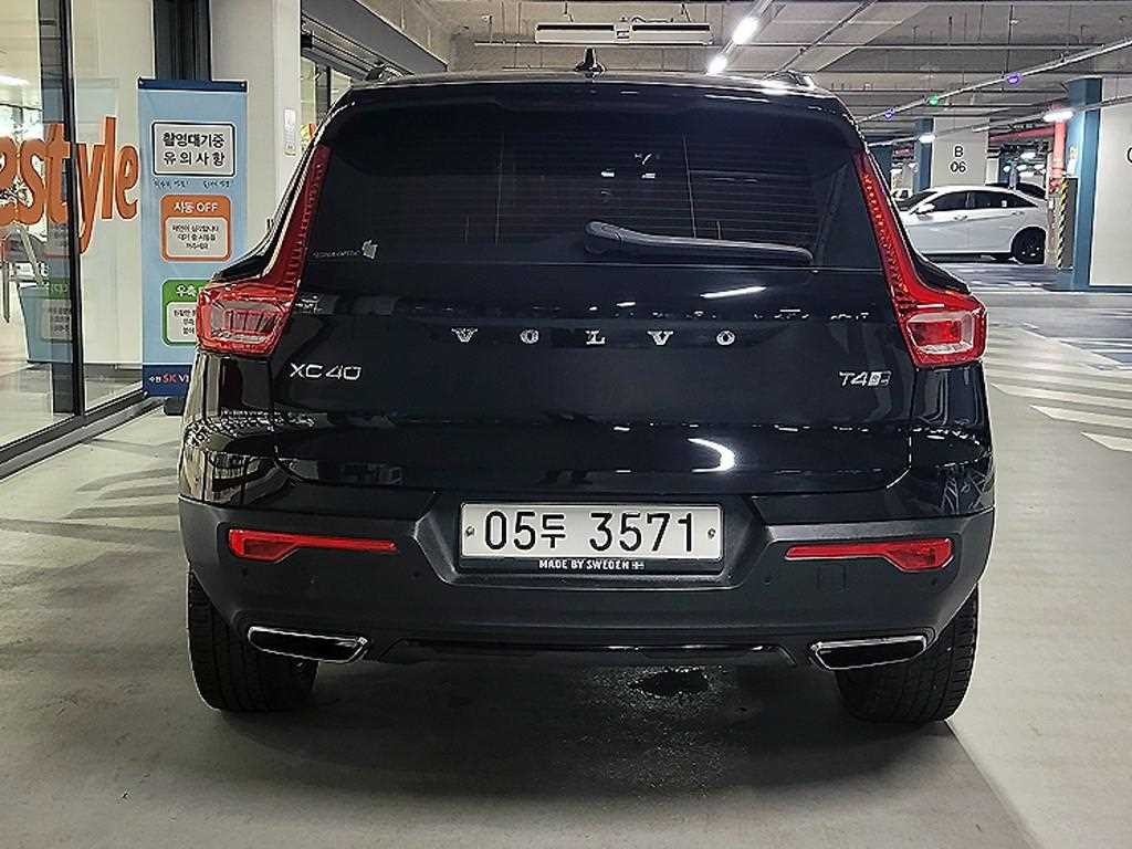 볼보 XC40 T4 4WD R-디자인 이미지 5