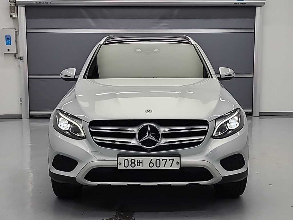 벤츠 GLC 클래스 GLC클래스 X253 GLC 350 e 4MATIC 프리미엄 이미지 2