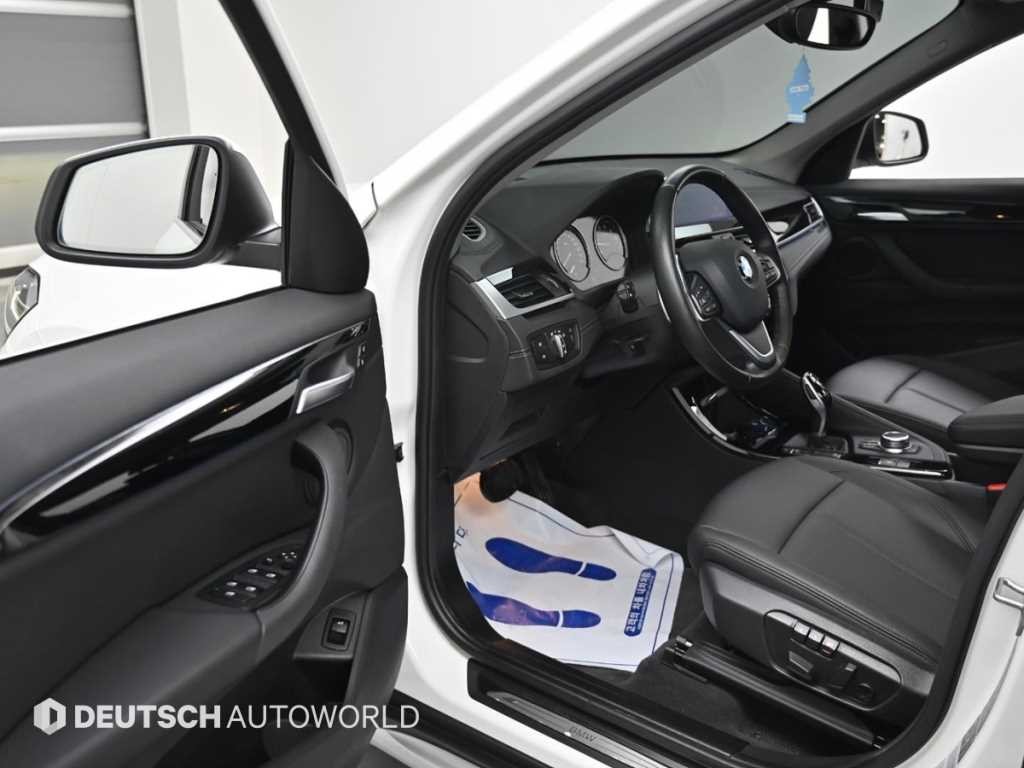 BMW X1 X1 (F48) xDrive 20i xLine 스페셜에디션 이미지 11