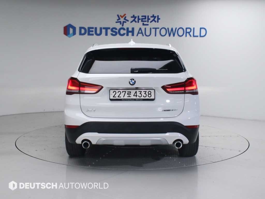 BMW X1 X1 (F48) xDrive 20i xLine 스페셜에디션 이미지 4