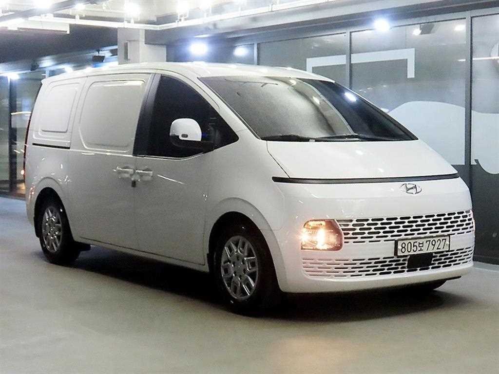 현대 스타리아 2WD 디젤 카고 모던 3인승 이미지 1