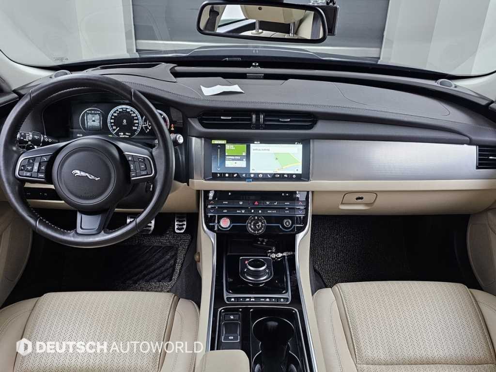 재규어 XF XF(X260) 2.0D 프레스티지 AWD 이미지 7
