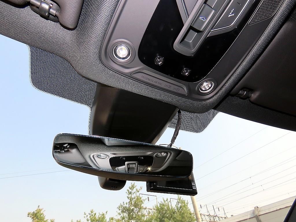 아우디 A4 A4 (B9) 40 TFSI 프리미엄 이미지 15