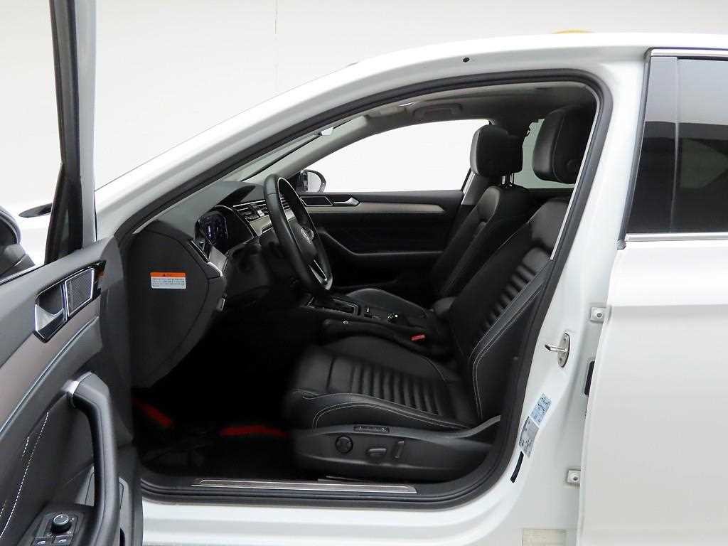 폭스바겐 파사트 파사트GT(B8) 2.0 TDI 프레스티지 이미지 12
